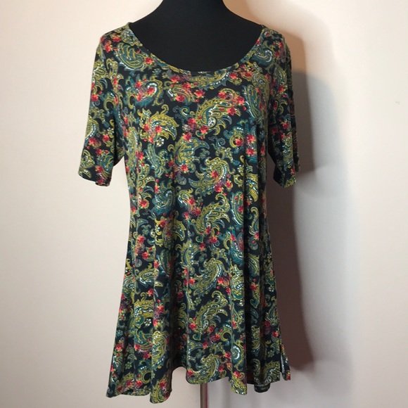 LuLaRoe Tops - Like new! LuLaRoe simply comfortable top